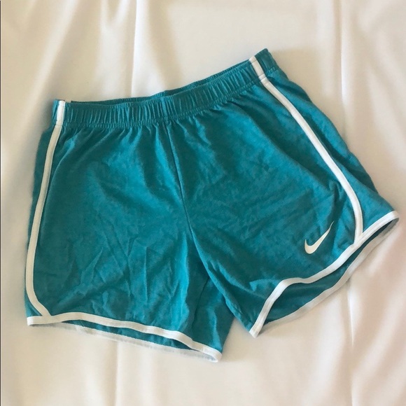 Nike shorts - Picture 1 of 2